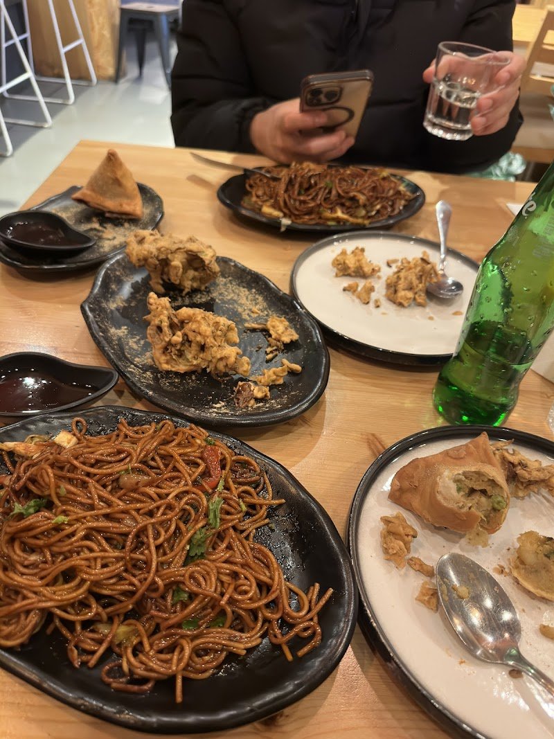 Everest Eatery - Indian & Nepalese Cuisine photo 5