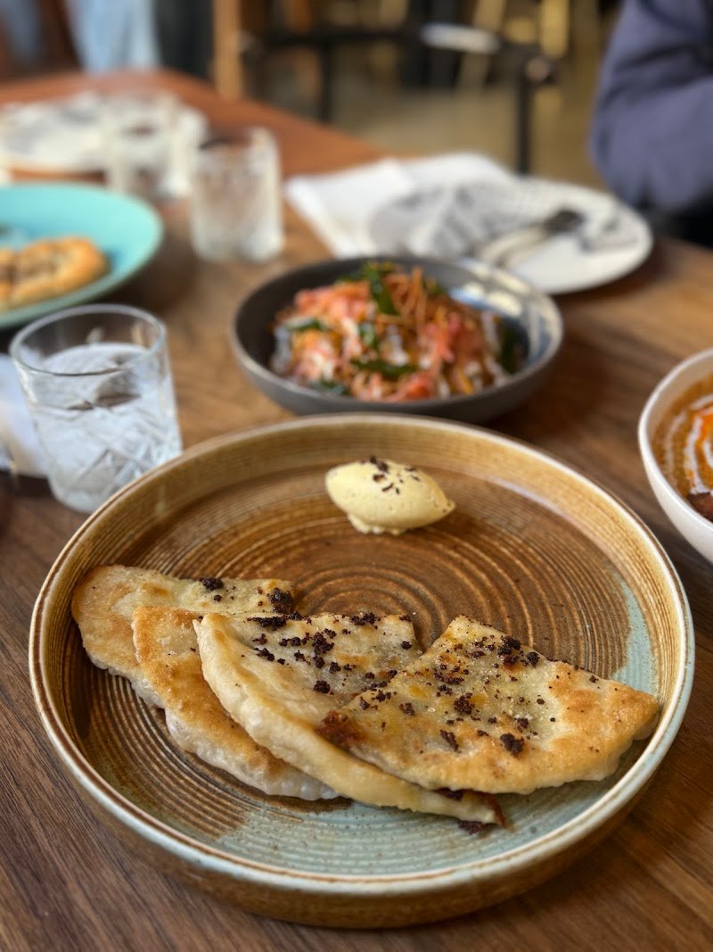 Lions And Tigers photo 2